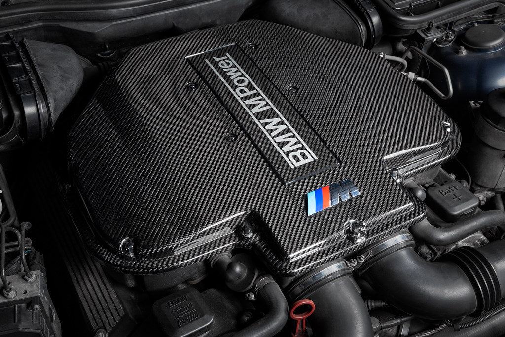 Кришка двигуна BMW E39, E52, S62 - Eventuri Ukraine